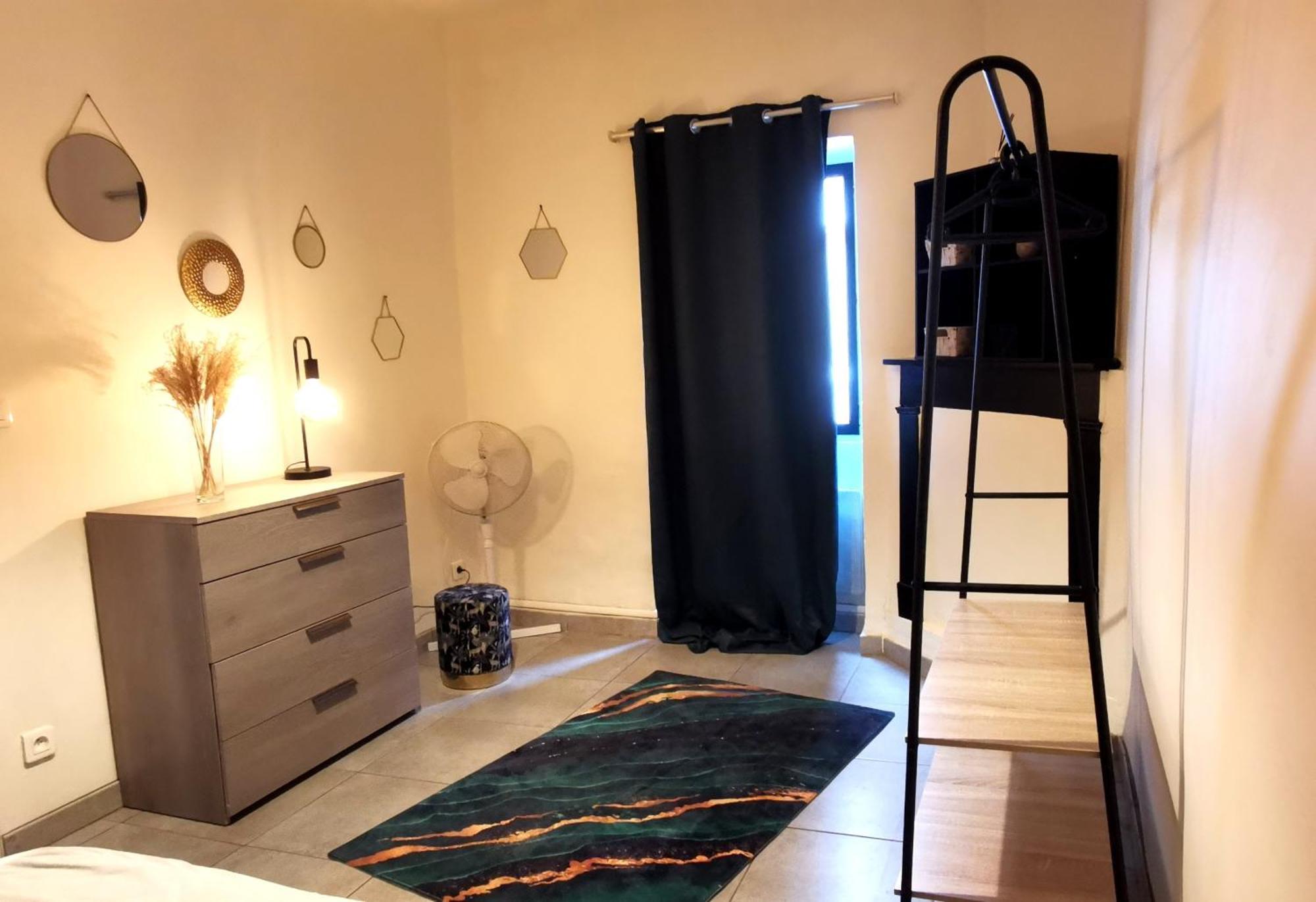 Appartement En Plein Coeur De Macon H Ngoại thất bức ảnh